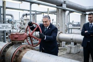 Maďarsko žebrá o ruskou ropu. Rozhodnutí je teď na Chorvatsku